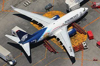 Літак авіакомпанії AeroMexico
